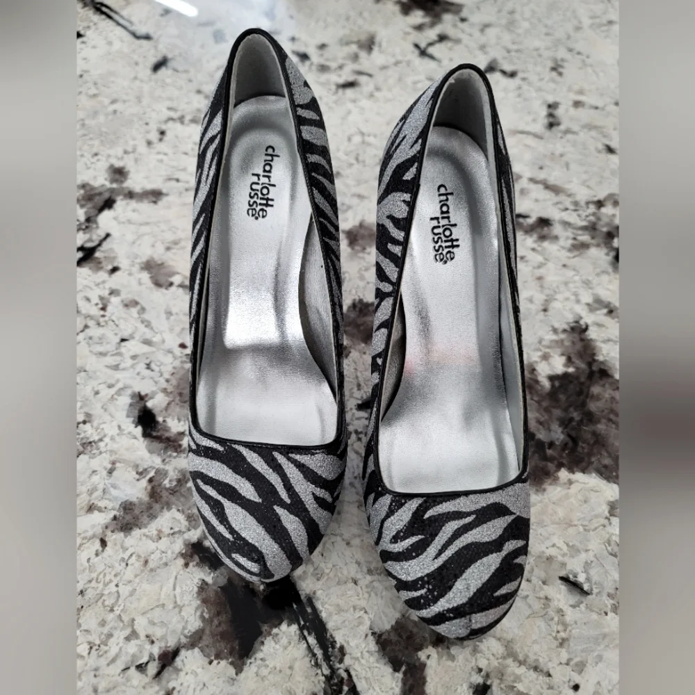Zebra Patterned High Heels - Picture 2 of 5